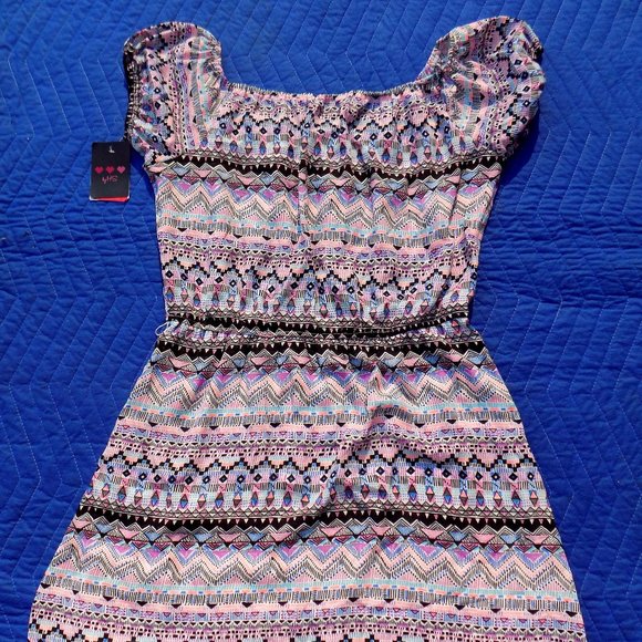 Big Strike USA Geometric Print Cap Sleeve Dress - Size M - Picture 3 of 4